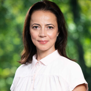Paula Dicu